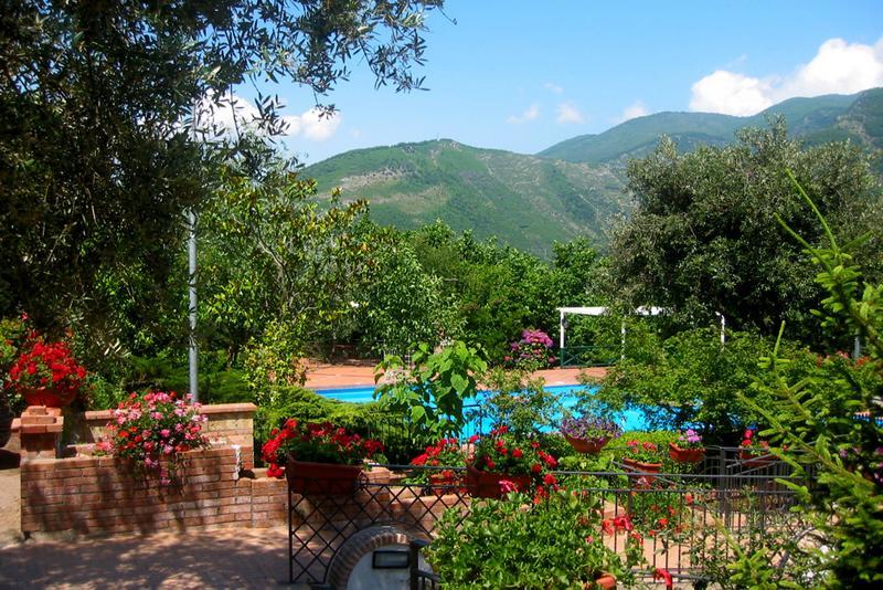 Agriturismo La Casa Del Ghiro Guest House Пимонте Екстериор снимка